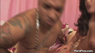Dehlia Sin Gets a Mind-Blowing Facial Filled with Jizz