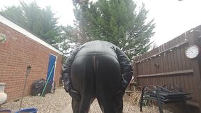 Wanking Outside