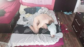 My wife masturbates until I  Amateur couple, crazy sex in the bedroom