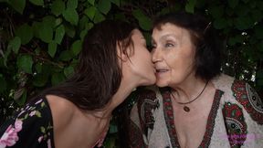Kissing Lesbians Mature - lesbian kissing Mature Porn - Mature Tube
