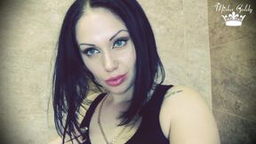 Perfect puffy glossy lips