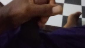 Amateur guy sticks his own cock in his pussy