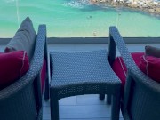 Me follo a recién casada que conocí en las vacaciones - Su esposo está en el gym