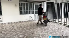 Una Agente Latina Inmobiliaria Follada Durante Una Visita Para Vender Su Propiedad