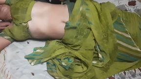 The step-brother-in-law planned to fuck the elder sister-in-law by applying oil of full body massage and taking off all the clot