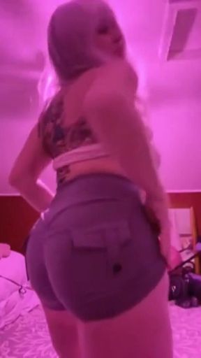 Dance with Mama Rosie