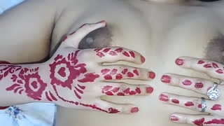 Alone Girl Use Cucumber 🥒-Desi Bhabi Chut men kheera dalte pakri Gai💥