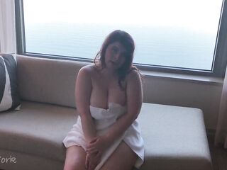 Curvy Bea York Offers Loving JOI