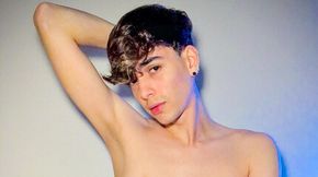 Smooth and slim teen enjoys a good wank in the shower