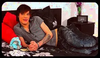 Lewis Romeo Emo Porn - Intense Masturbation Session Streaming now