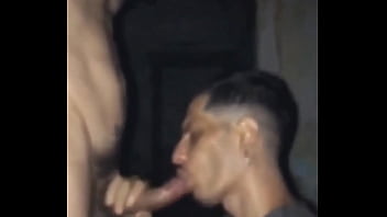 Dotado 22cm me deu leite na boca na casa abandonada