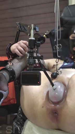 Kinky Slavedoll R Vol.008 Close-up: Pussy Vacuum...massive Squirting with Anal Dildo...suction Cup Accumulating Juice...