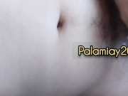 Taxi grab driver jakol muna sa parking area while waiting the airplanes arrive