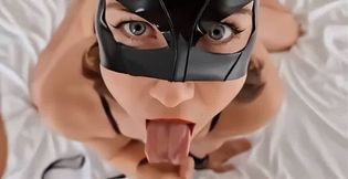 nephael en catwoman en latex