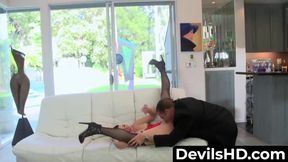 Short-haired MILF Kali Karinena craves a huge cock deep inside her