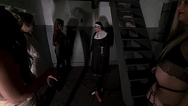 Invocação Anal - A Freira Do CU Quente ( Especial de Halloween )