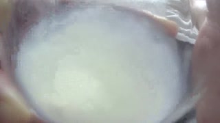 射精の瞬間を至近距離から楽しむための動画です。
