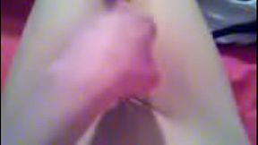 Hali plays with her loose pussy!