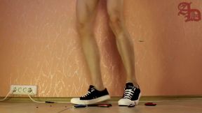 Tranny Giantess Amanda Crushes Cars Sneakers Cum Explodes Gushing