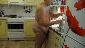 Jen does the dishes all naked