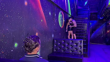Liberei minha namorada pro DJ fizemos dp nela no meio da balada