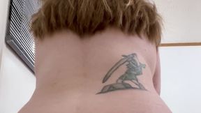 Naked rear view plops