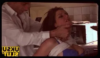 Samantha Bentley's Intense BDSM Experience with Deep Throat Action