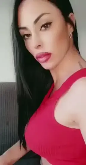 ¿Me dejas alegrarte el día? 🔥 Tienes el vídeo completo en premium bebé 😍
