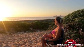 a mais gostosa com a loira ao sol do sol na praia do campeche em florianopolis - sc camping do remor - melody antunes parte 1