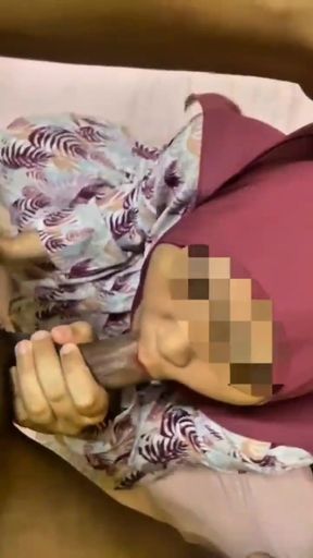 Jaw-dropping moment from &quot;Nurul learns to suck boyfriend&#039;s dick&quot;