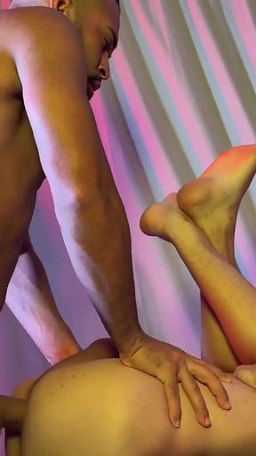 Hung Papi Fucking Big Dick Uncut Twink Bareback