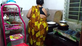 Desi Aunty Fucked by Stepson in Kitchen When She Cooking!