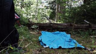 Amatőr fiatal lengyel meleg ribanc masztrurbál egy szóló lány filmjében, aki dildóval masztrurbál