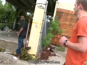Thug inhales boyfrends ten-Pounder And acquires romped Rigid