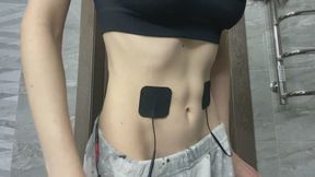 Abs contractions from electrical stimulation