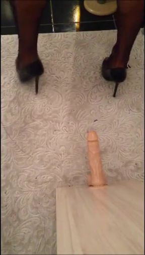 Stepmom and Dildo