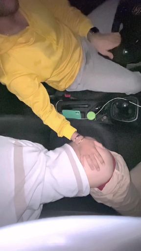 Cruising Married Uber Driver Fucks Twink's Mouth and Cums in His Mouth and Swallows Cum in the Car in Outdoor