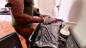 boyceta tatuador aceitou meu pau como pagamento