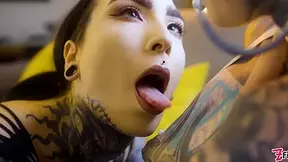 Burlesque Tattoo Beauty With Big Boobs Gives Anal Fuck With Strap-On