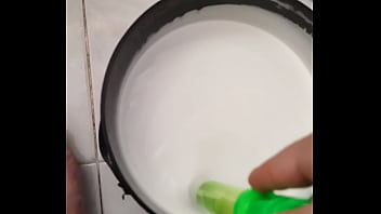 Allusioni, scherzi e piedi