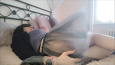 I was going to rest, but my skirt got up and ..
