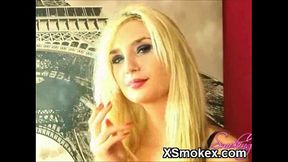 Soothing Smoking Girl XXX Makeout
