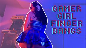 Gamer Girl Finger Bangs