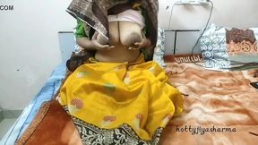 गांव की भोली सी भाभी को अकेले में घर पर जब कोई नही था तब नाजायज संबंध बनाए और प्रेगनेंट कर के छोड़ दिया।