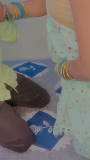 Dost ko saman lene dukan bhejakar dost ke biwi ko choda I fuck my friends desi wife new city shifted fucked frn wife&hellip;   Clip 1