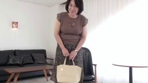 Sayoko Iizuka's First Time Intimate Encounter with a Stranger Caught on Camera