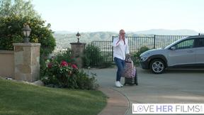 Stud Christian Clay Fucks Babe Sinatra Monroe In Missionary