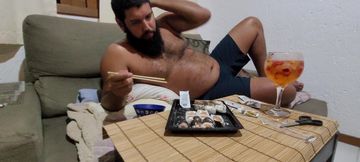 100-piece Sushi Challenge: Completely Maxed Out & Bloated