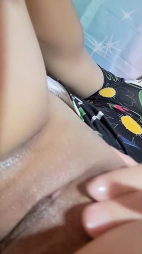 The prettiest pussy ever seen   Clip 1