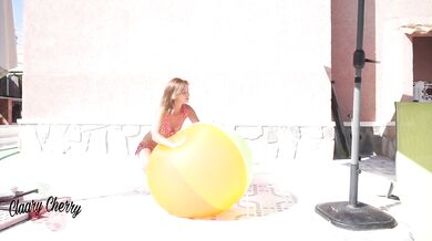 I inflate latex in the pool Claary Cherry and let it roll over my bikini